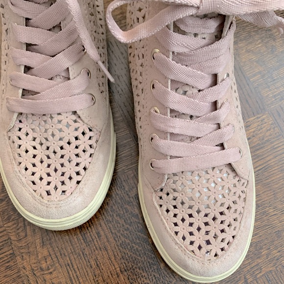 Blush coloured Lazer-cut suede “All-Star style” high top shoes - Picture 5 of 12